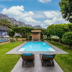 https://atholl-house-cape-town.hotels-capetown.com
